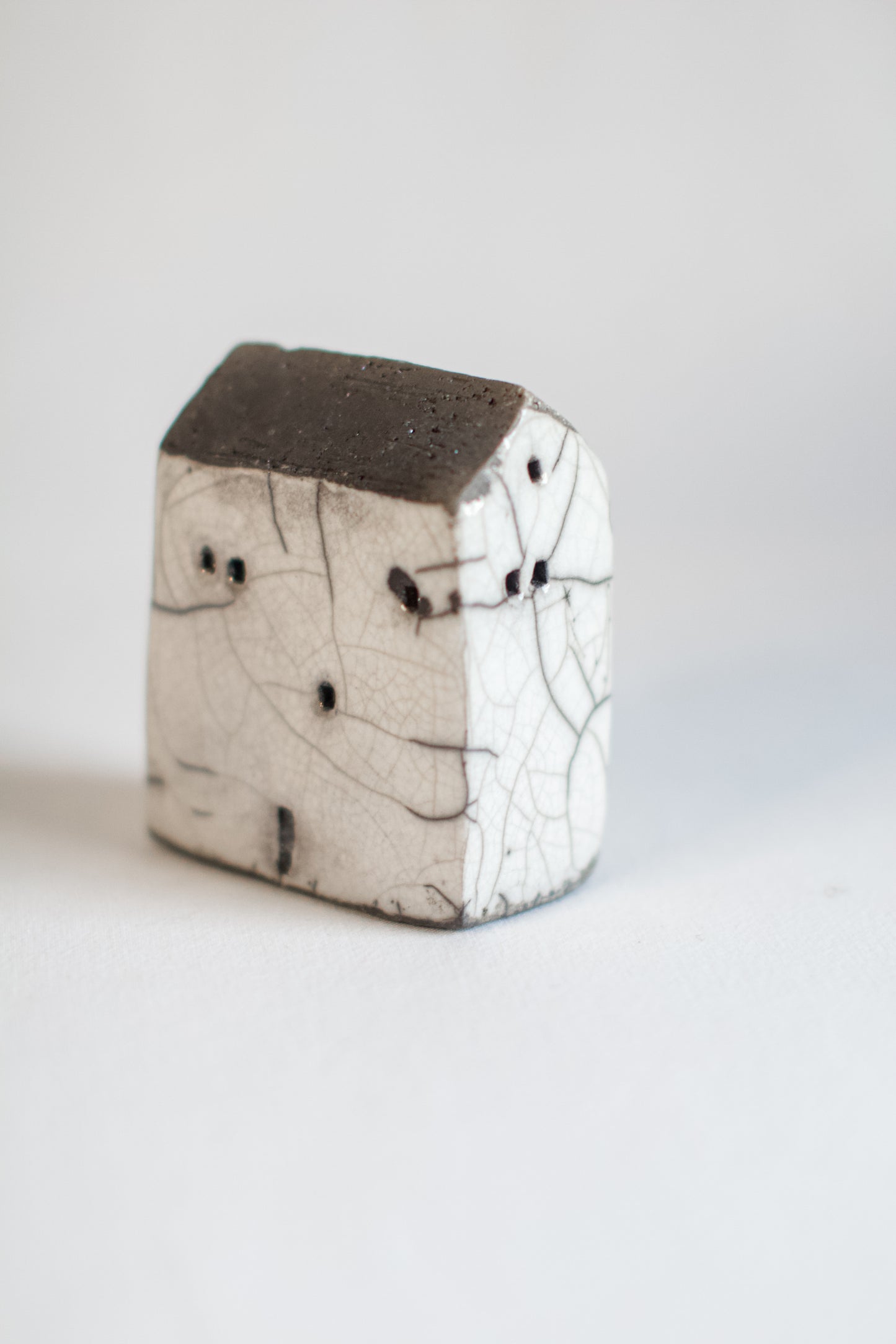 Raku Talo  7 x 6,5 cm