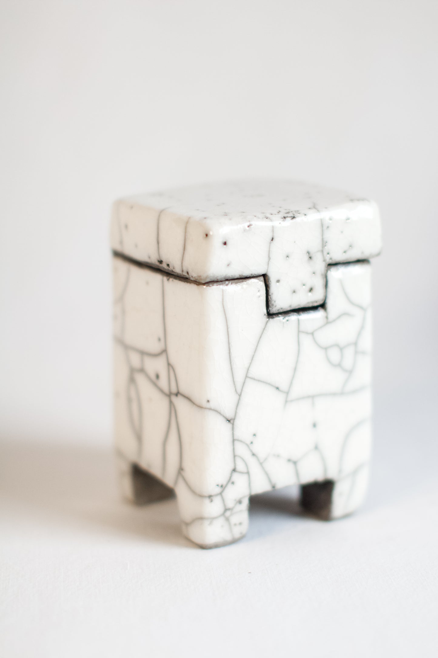 Raku Rasia 10 x 6 cm