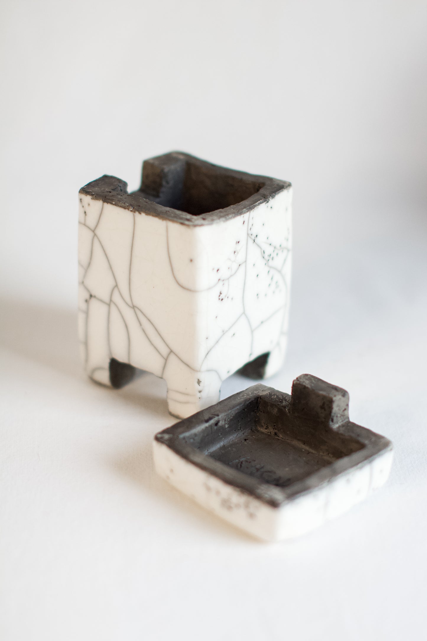 Raku Rasia 10 x 6 cm